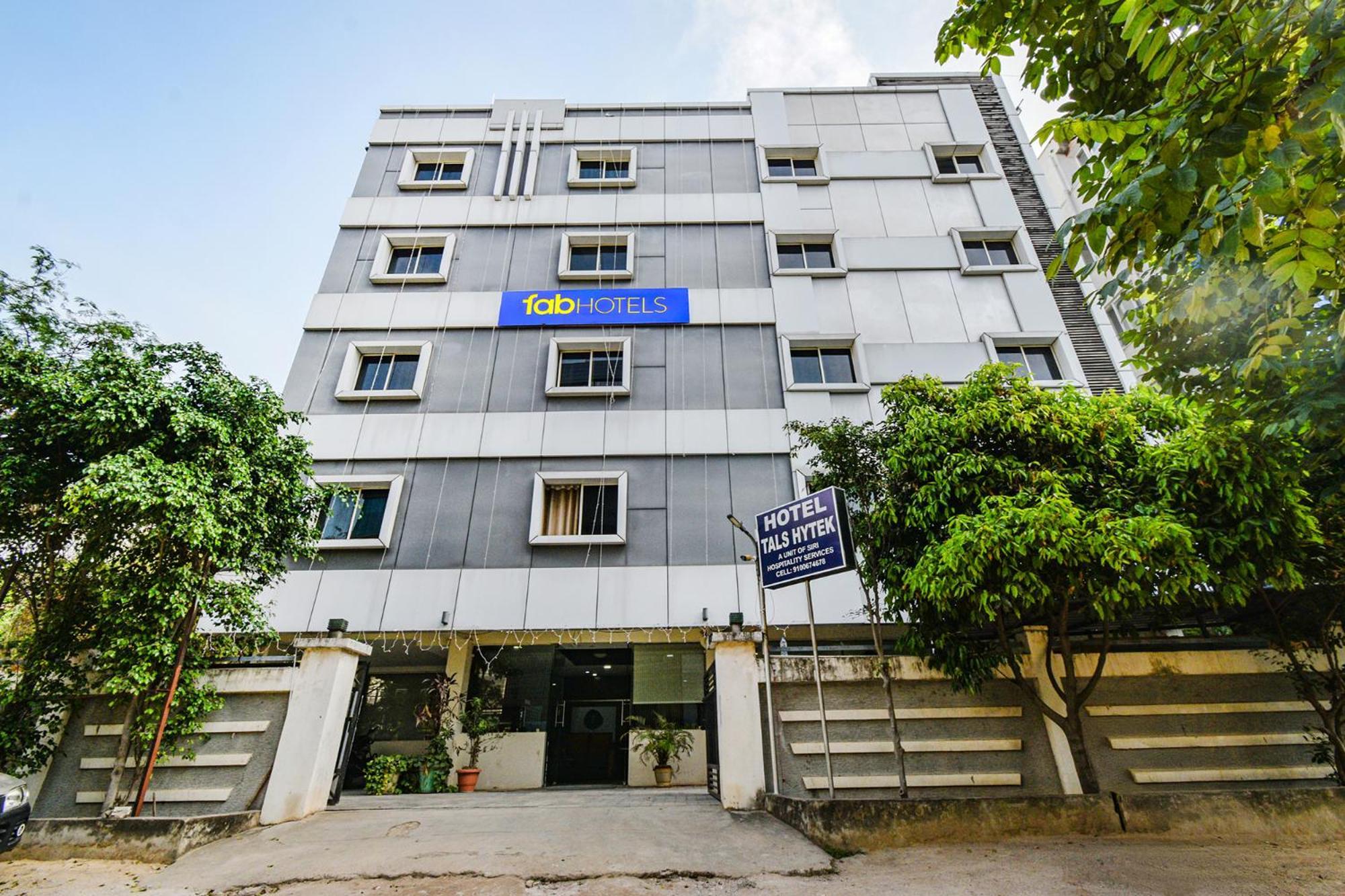 Fabhotel Tals Hitech - Nr Jubliee Enclave, Hitech Hotel