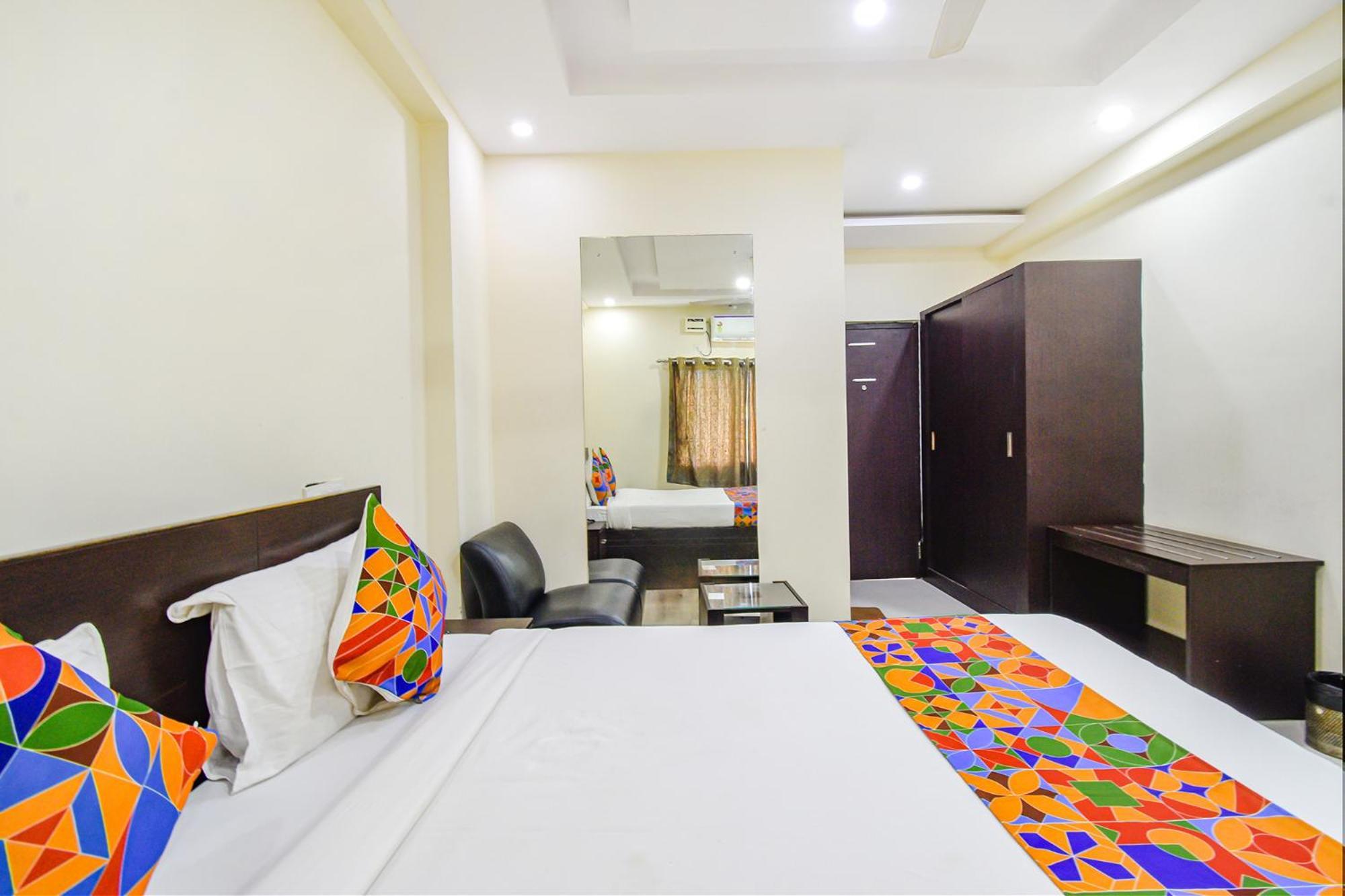Fabhotel Tals Hitech - Nr Jubliee Enclave, Hitech Hotel 2*