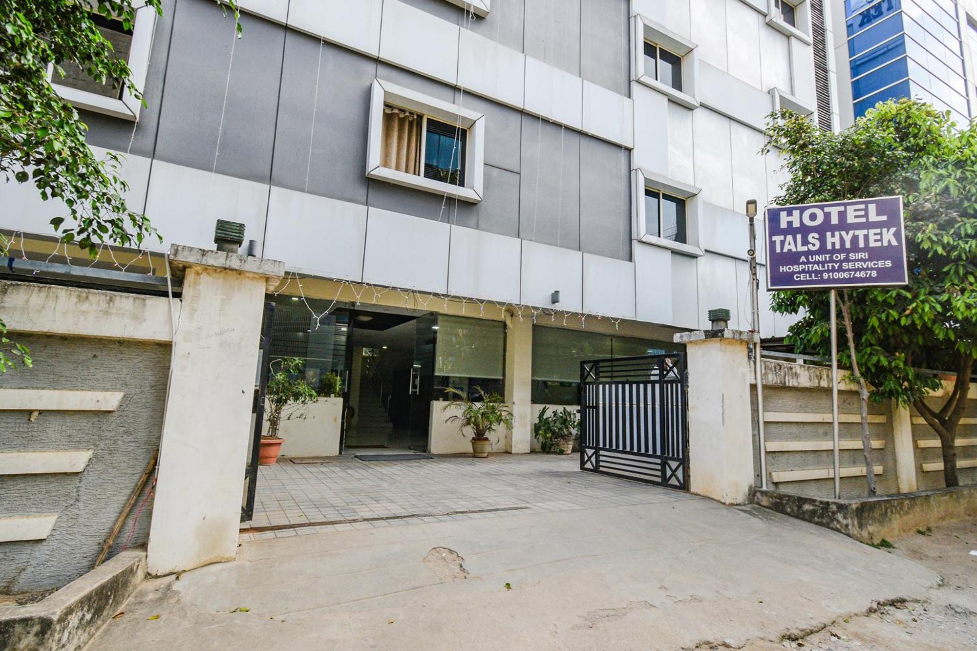 Fabhotel Tals Hitech - Nr Jubliee Enclave, Hitech